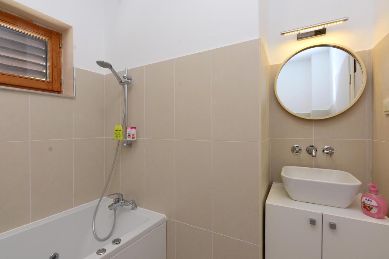 Luxury Room Uzorita B&B Šibenik Exterior foto